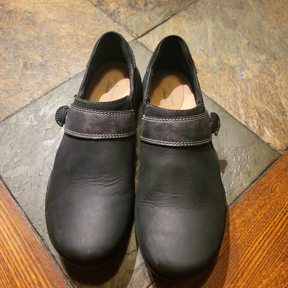 Clarks Womens Black Leather Shoes